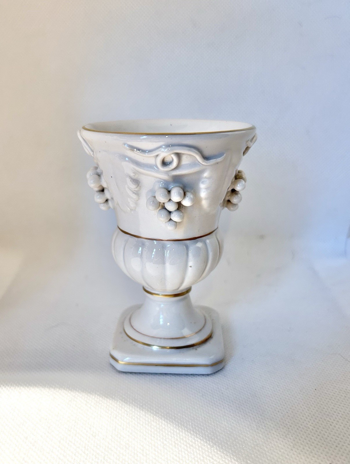 Vtg KBNY Italy White Porcelain Footed Small  Urn Vase Grapes Embossed Gold Trim
