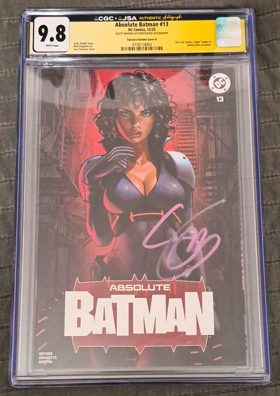 Absolute Batman #13 CGC 9.8 Signed By Scott Snyder (Talavera Variant)