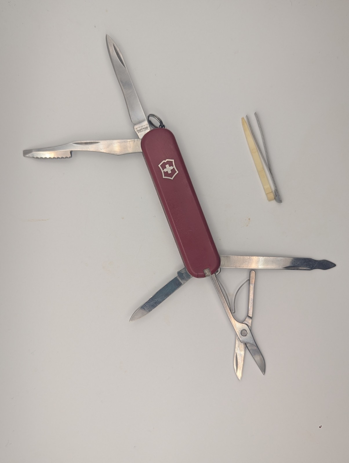Victorinox Executive Swiss Army Knife 74mm Retired Vintage Great Snap