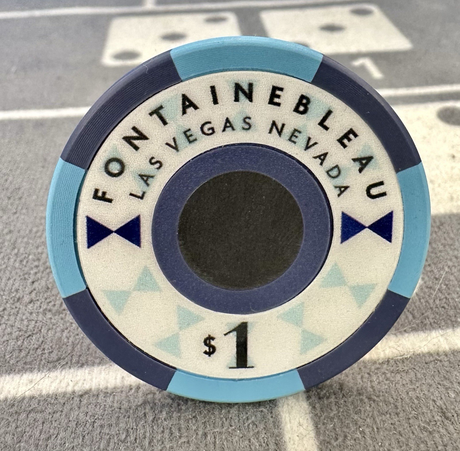 🎰🎲$1 Fontainebleau Las Vegas Nevada Casino Chip 1/26 Strip Properties🎲🎰