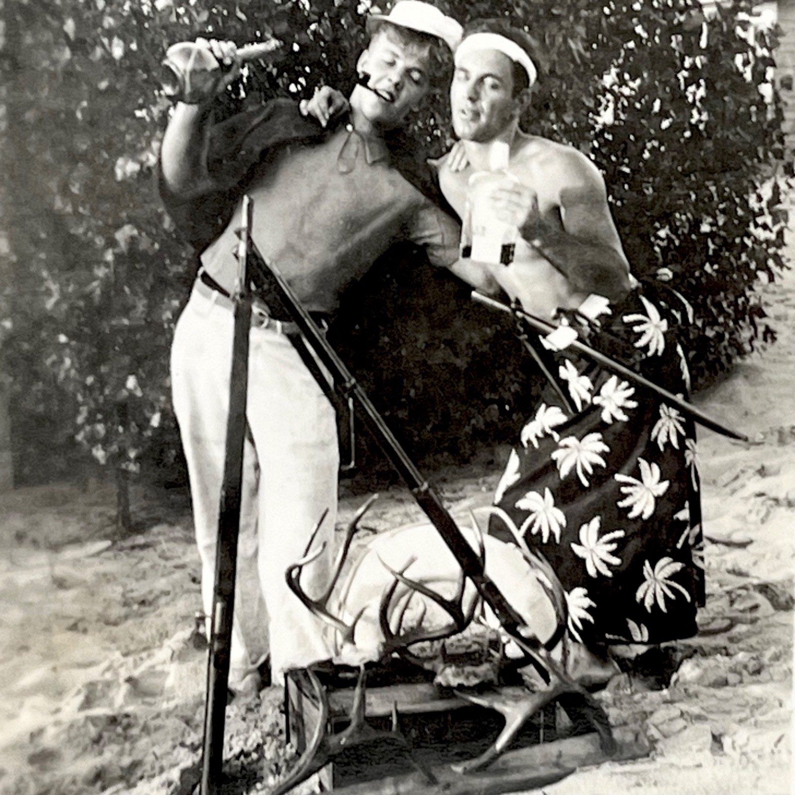 1940s Two Funny Men Affectionate Cross Dressing Rifles Gay Int Vintage Photo