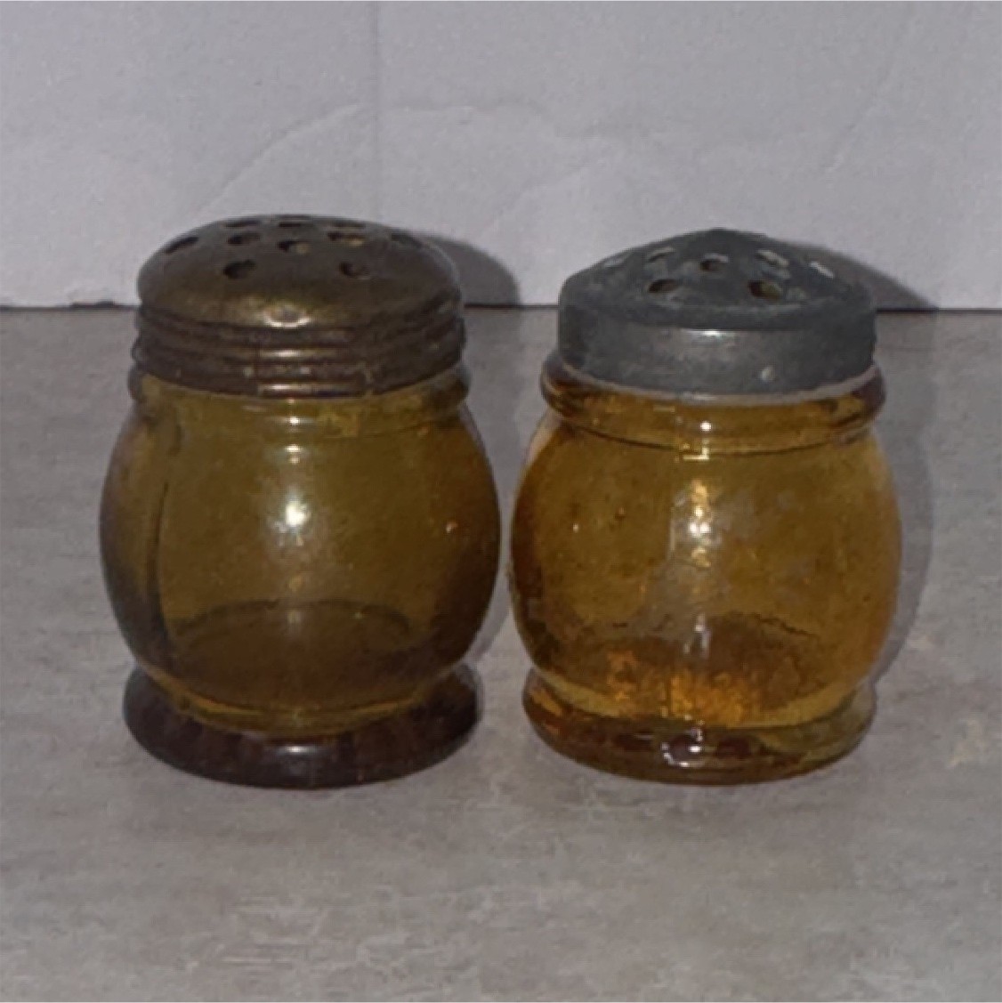 Vintage Amber Glass Antique Salt & Pepper Shaker Set, Round, Metal Lids, 2pc
