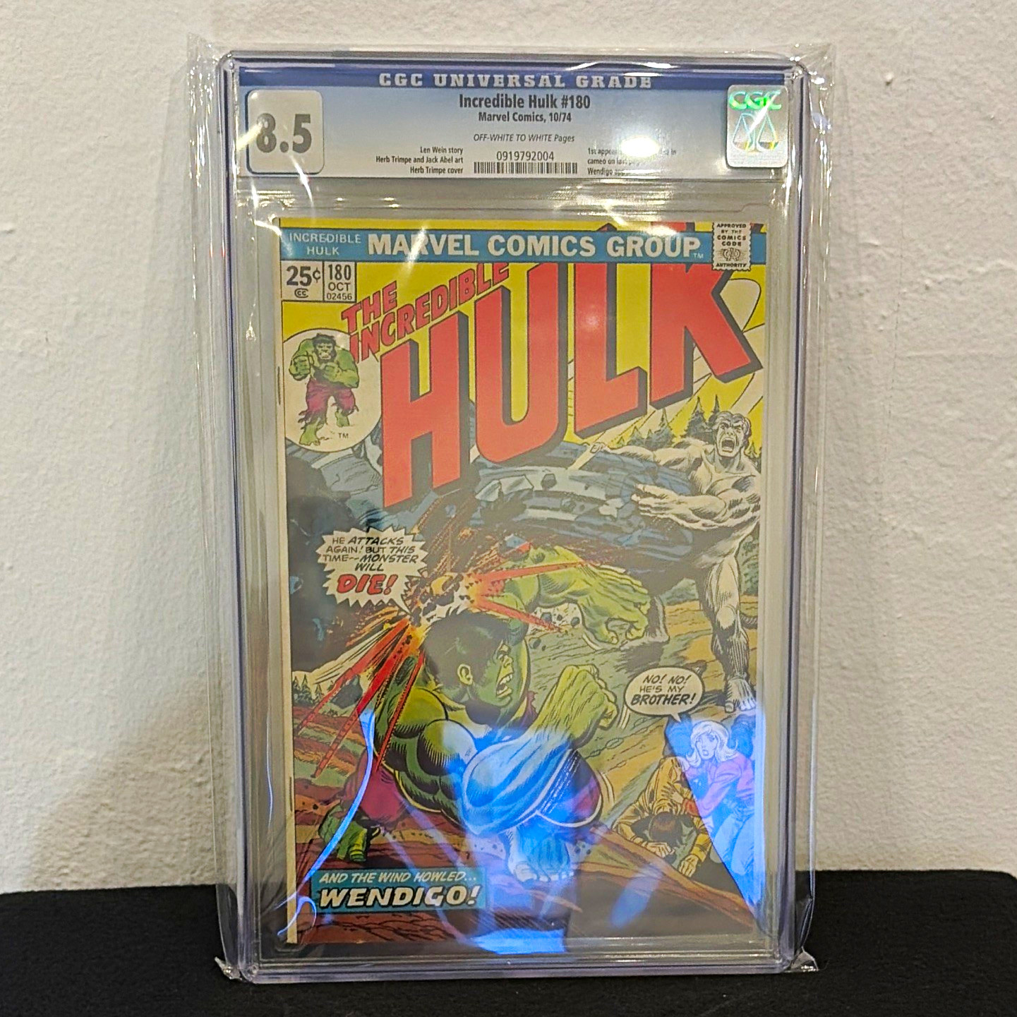 Marvel The Incredible Hulk #180 (1974) CGC 8.5 Off-White to White Page