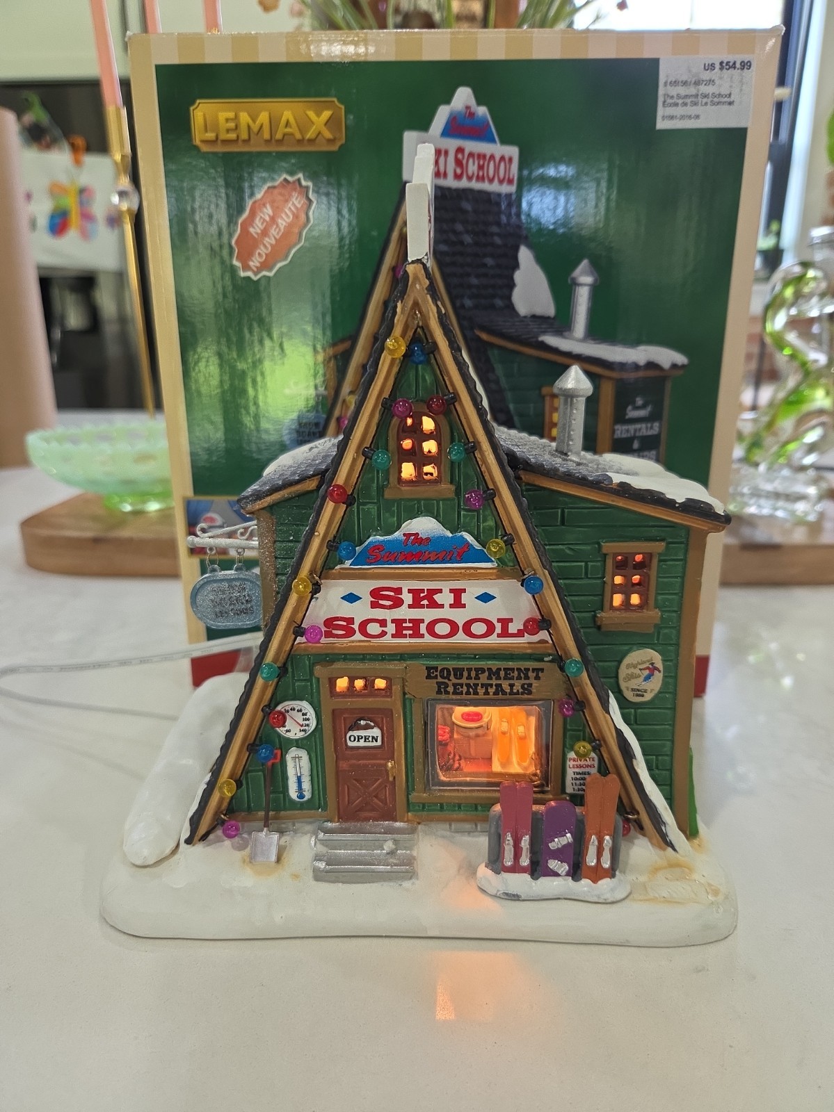 LEMAX The Summit Ski School #65156 Porcelain Lighted House Christmas Home Decor 