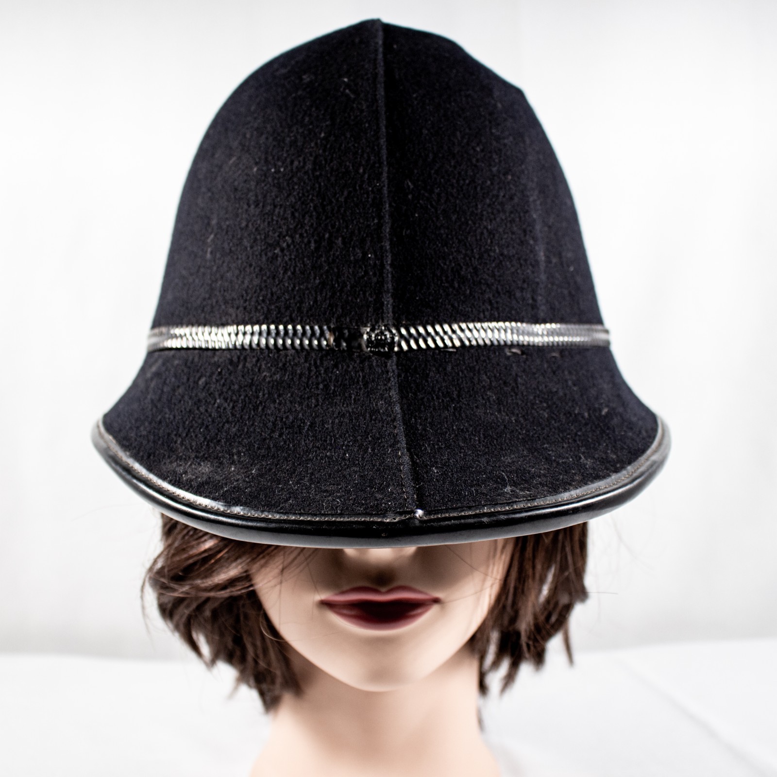 ANTIQUE 1900\'s Policeman Black Domed Helmet Bobby Hat Size S, 6 3/4