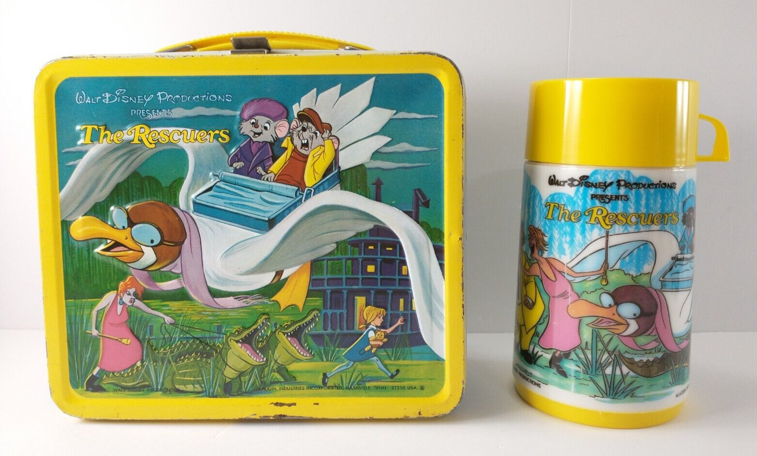 Vintage 1970's Disney THE RESCUERS Aladdin Metal Lunch Box With Thermos CLEAN