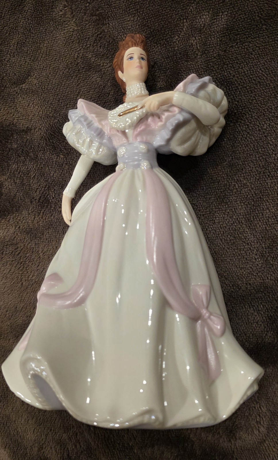 VTG Lennox 1996 First Waltz Figurine 24k gold Pristine Collectible Brunnette
