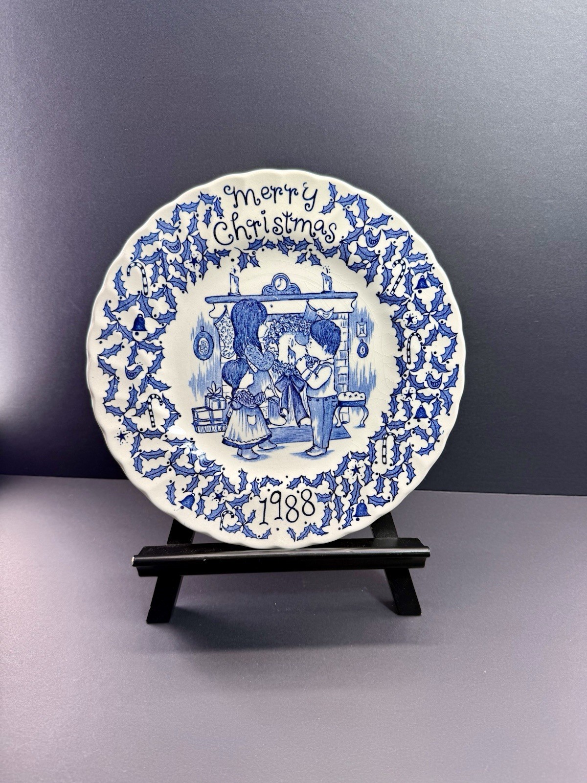 Vintage 1988 Royal Crownford Norma Sherman Christmas Plate Staffordshire England