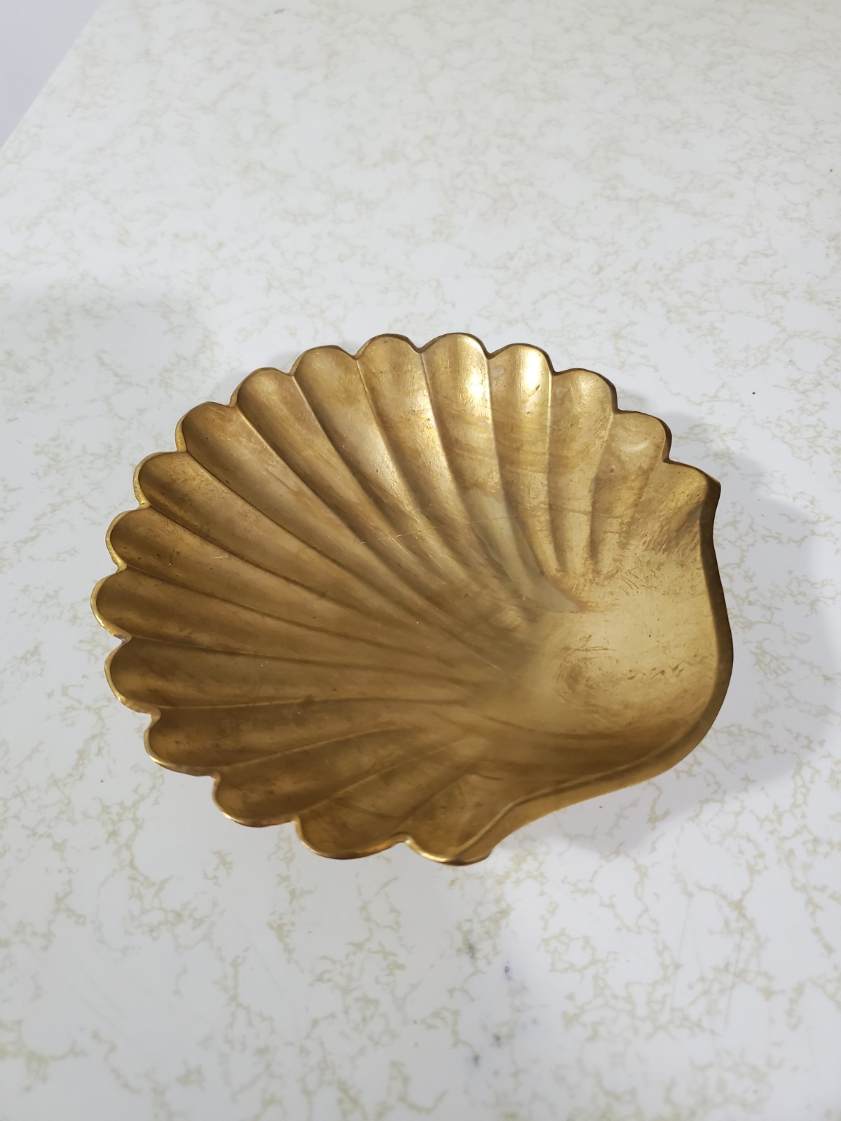Nice Older Vintage Trinket Dish Clam Shell Brass Very Sturdy 5