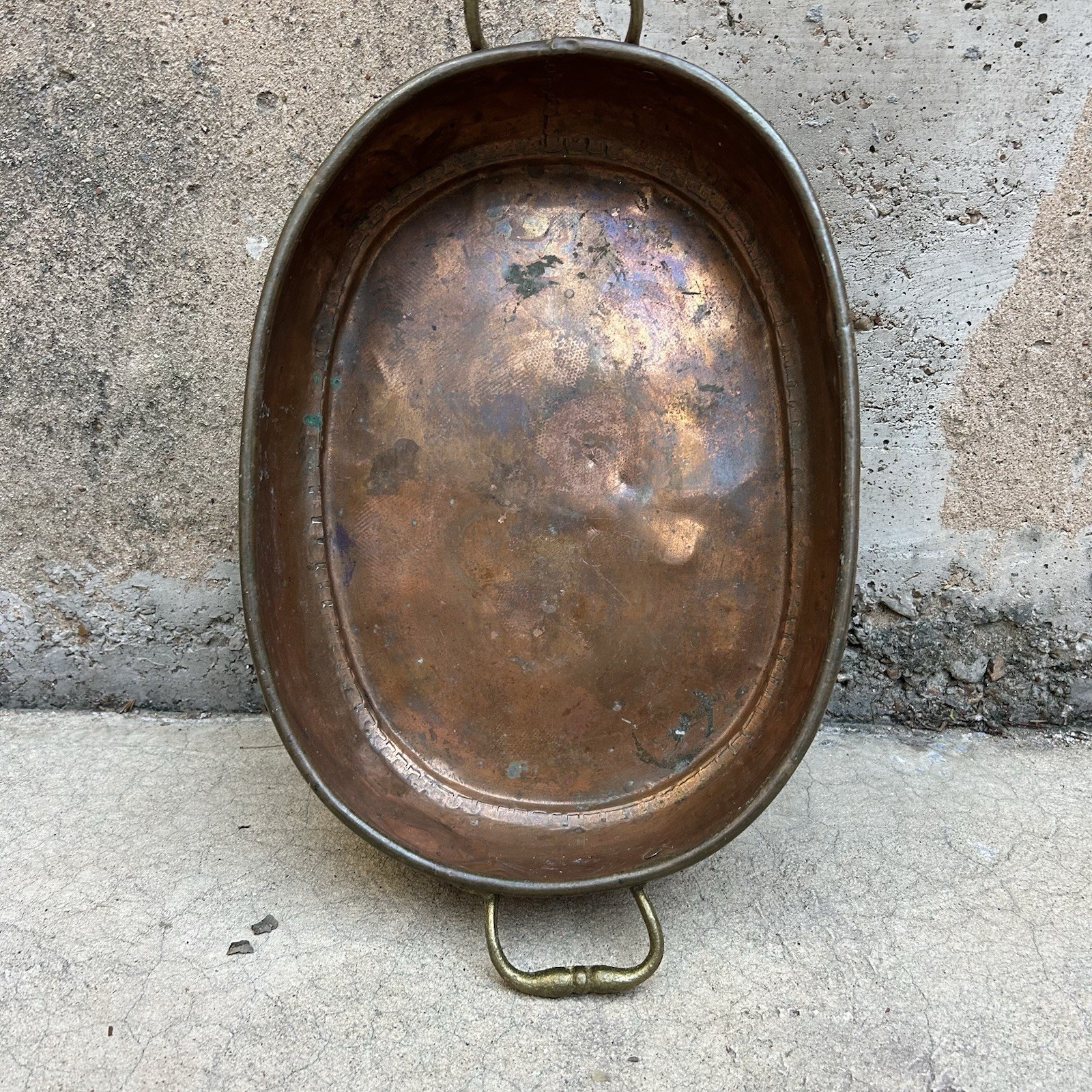 Antique Hand Hammered Copper Oval Roasting Pan 16\