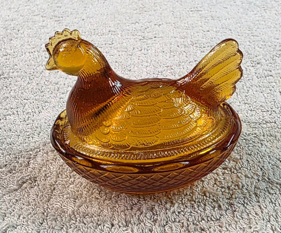 Vtg L.E. Smith *Hen On Nest* Amber Glass 3.5” Covered Dish Salt Cellar Candy