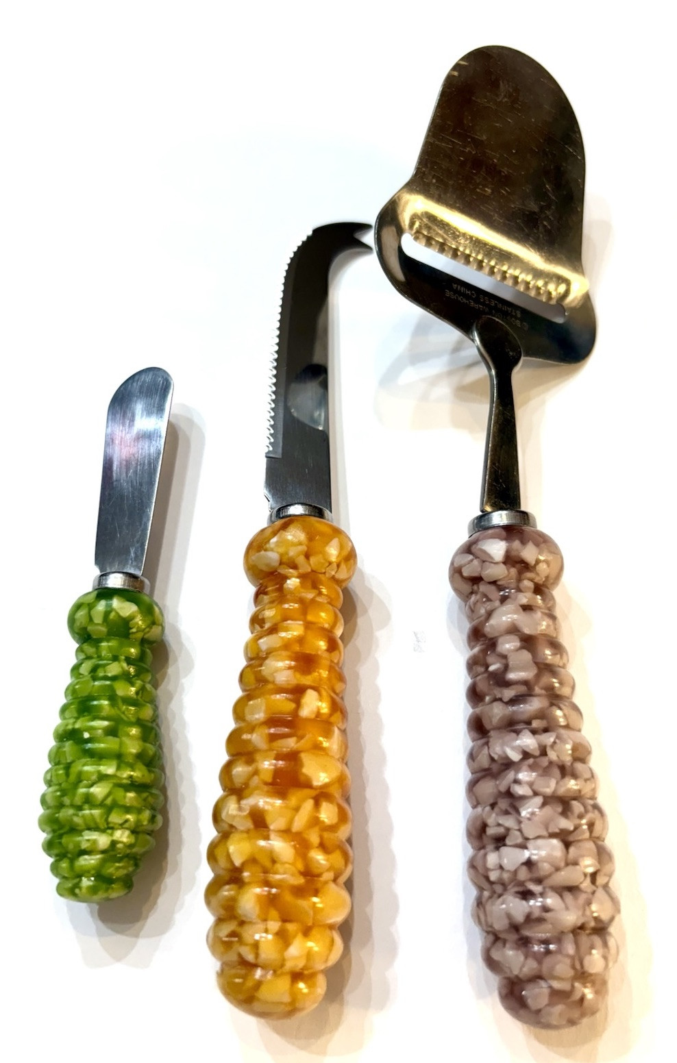 Vintage MCM Cheese Serving Knife Set With “Corn Vomit Jelly” Lucite Handles