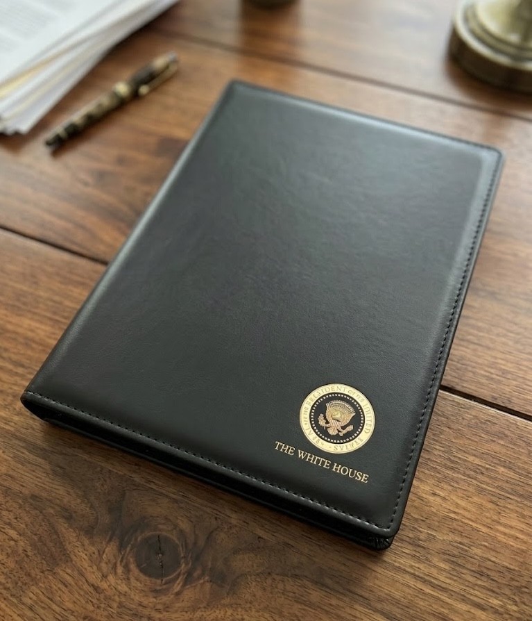 President George W Bush White House Presidential Seal Portfolio - Padfolio