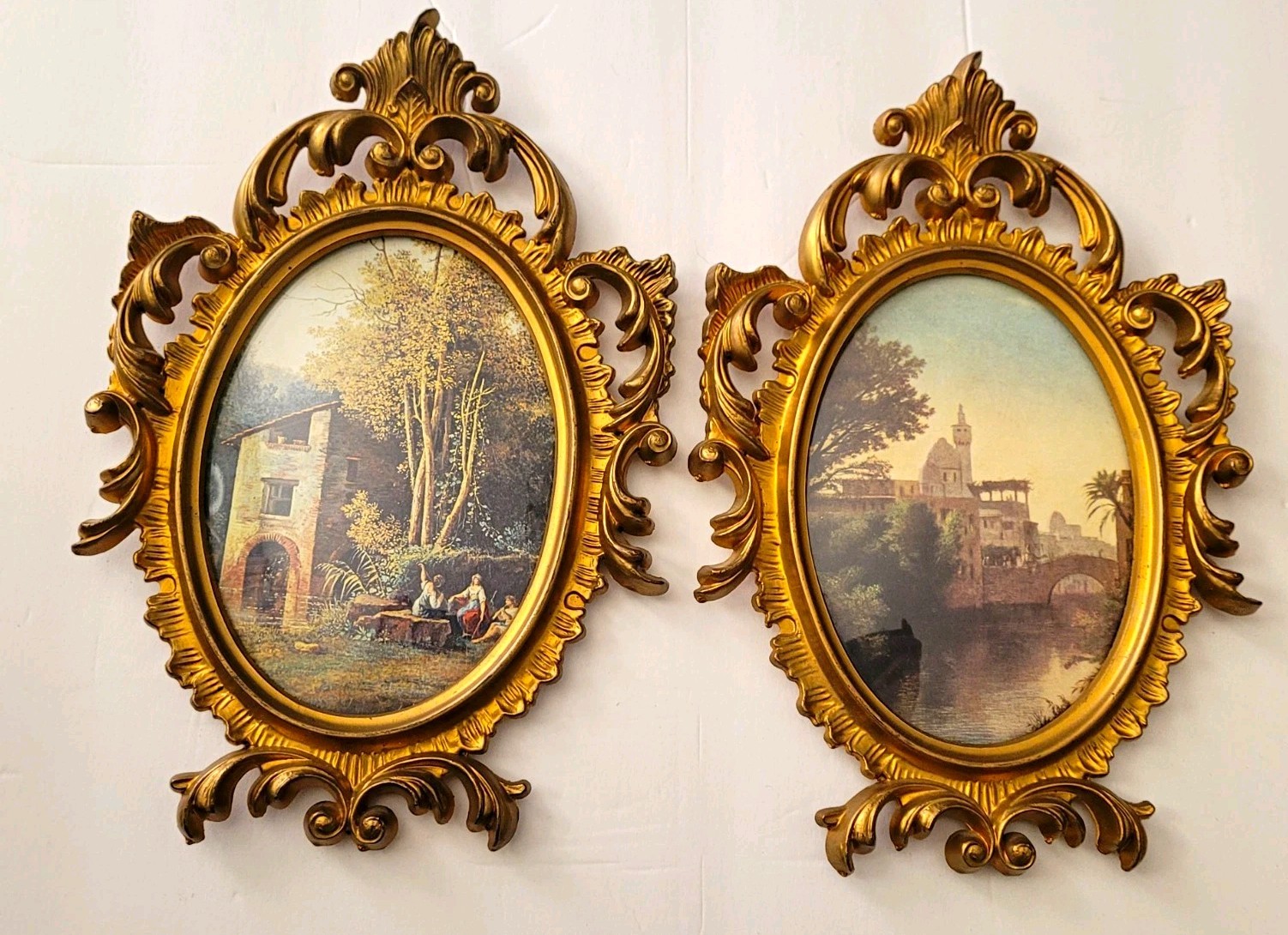 2 Ornate Oval Plastic Framed Prints Antique Gold Italy Mid Century Convex Glass