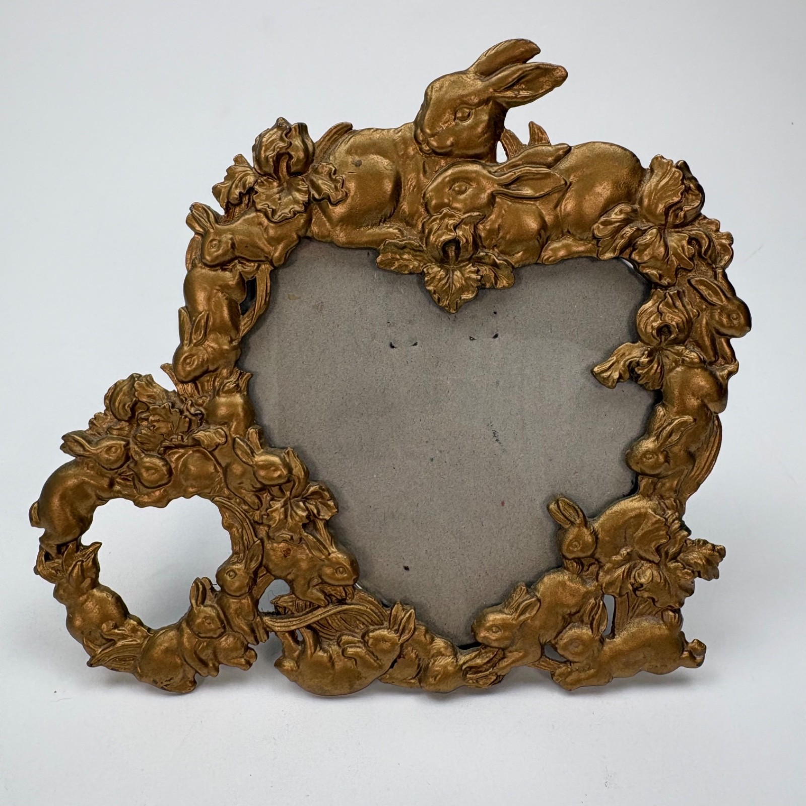 Vintage Arthur Court 1987 Gold Bunny Rabbit Picture Frame Heart Shape 