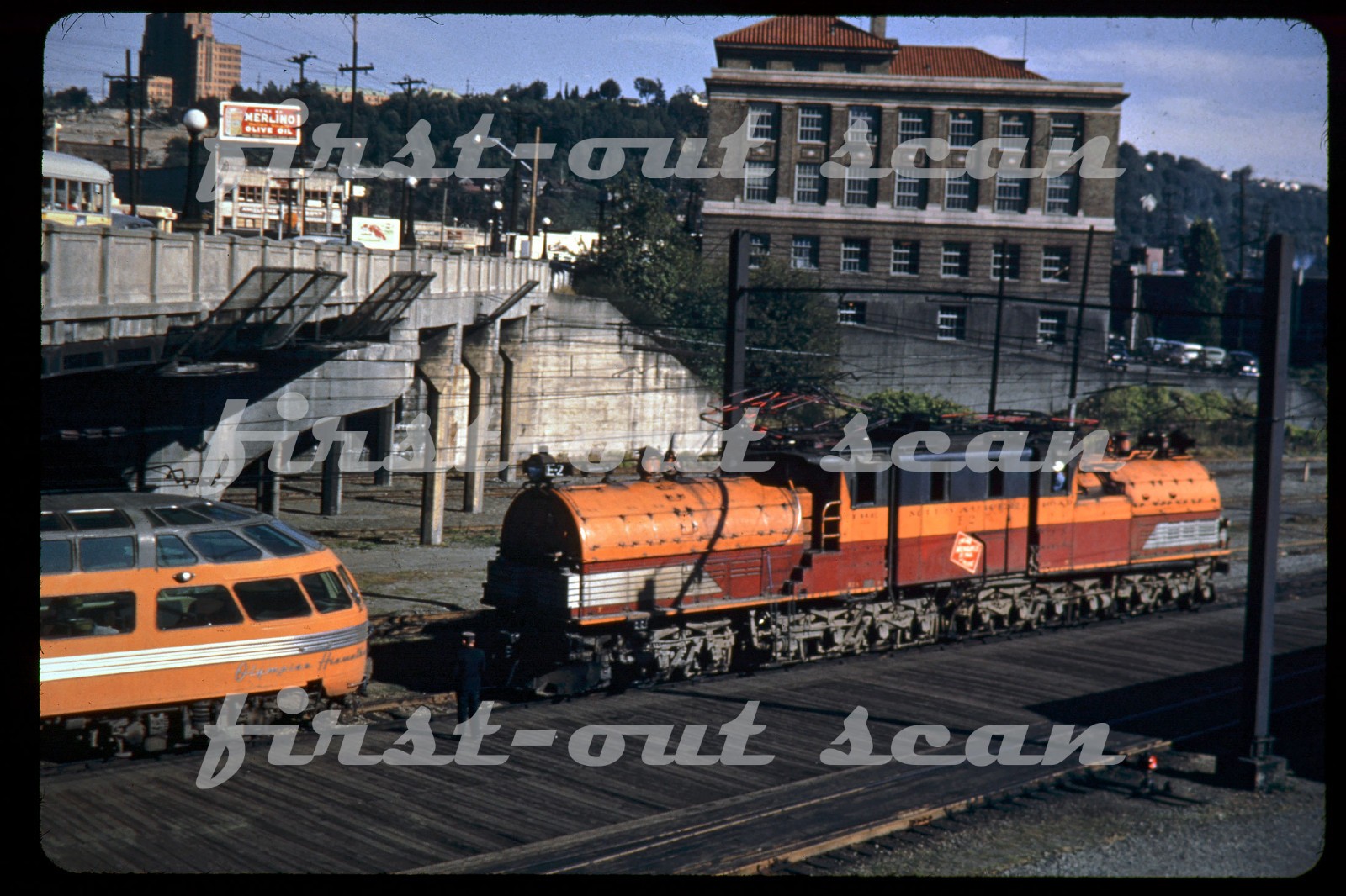 R DUPLICATE SLIDE - Milwaukee Road MILW E-2 Bi-Polar Electric Scn Seattle 1950
