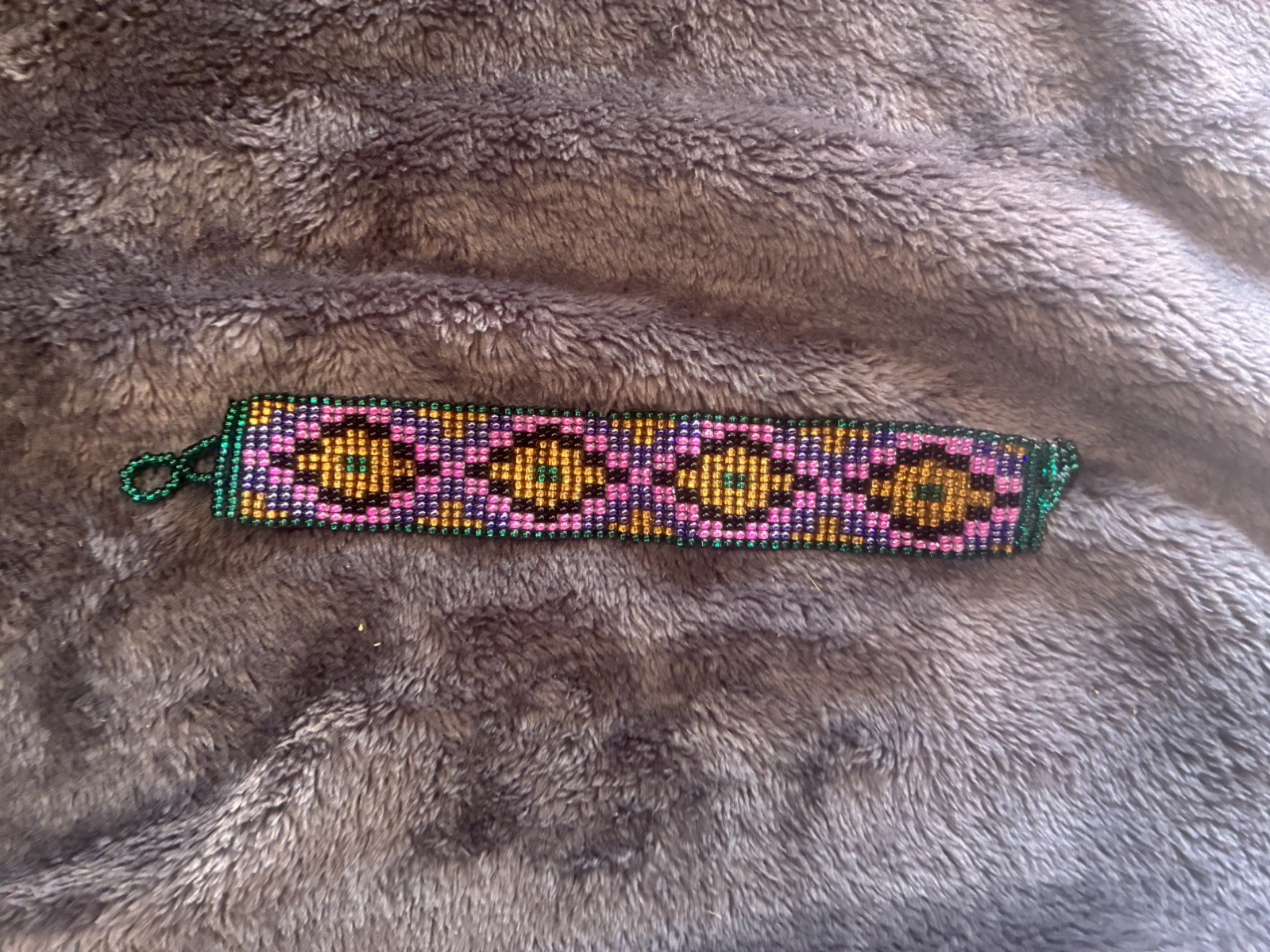 Vintage Hand Made Navajo Style Seed Glass Bead Bracelet  Native American Rare