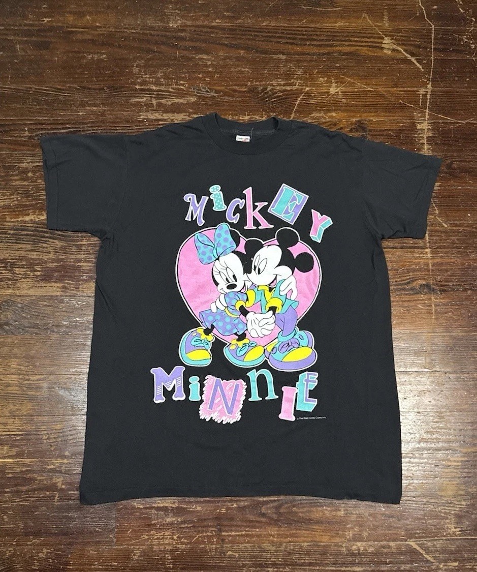 Vintage 80s Jerry Leigh Disney Mickey Mouse Minnie heart graphic sleep shirt