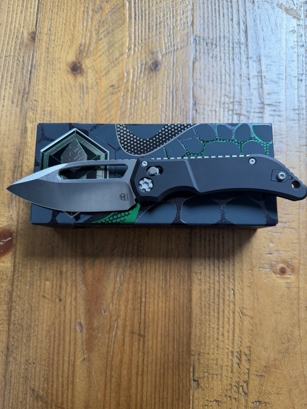 Heretic KOSCHEI SINGLE EDGE STONEWASH H06 1-2A Black Aluminum Handle BNIB