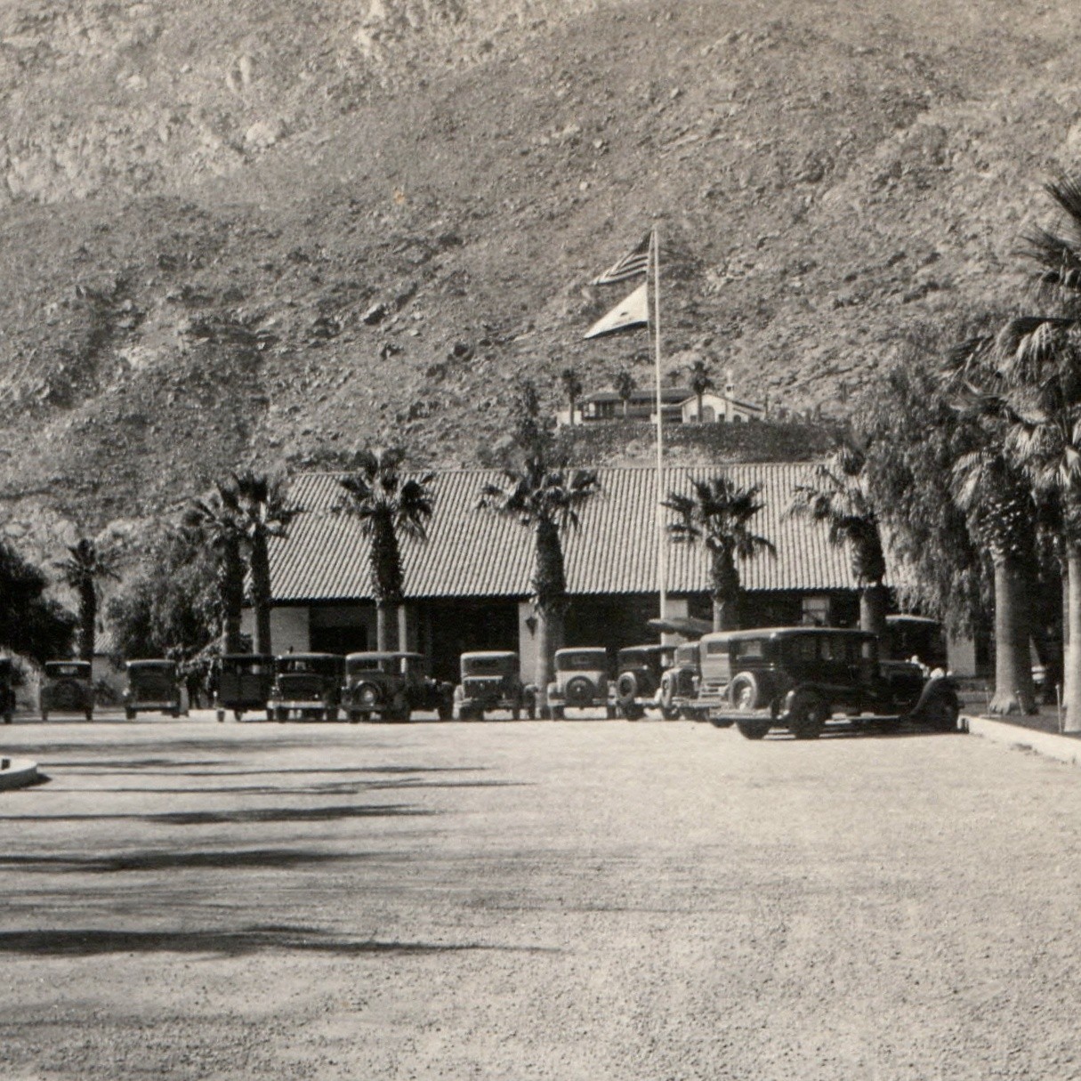 c1930s Palm Springs, CA Desert Resort Automobiles Snapshot Photo San Jacinto Mt