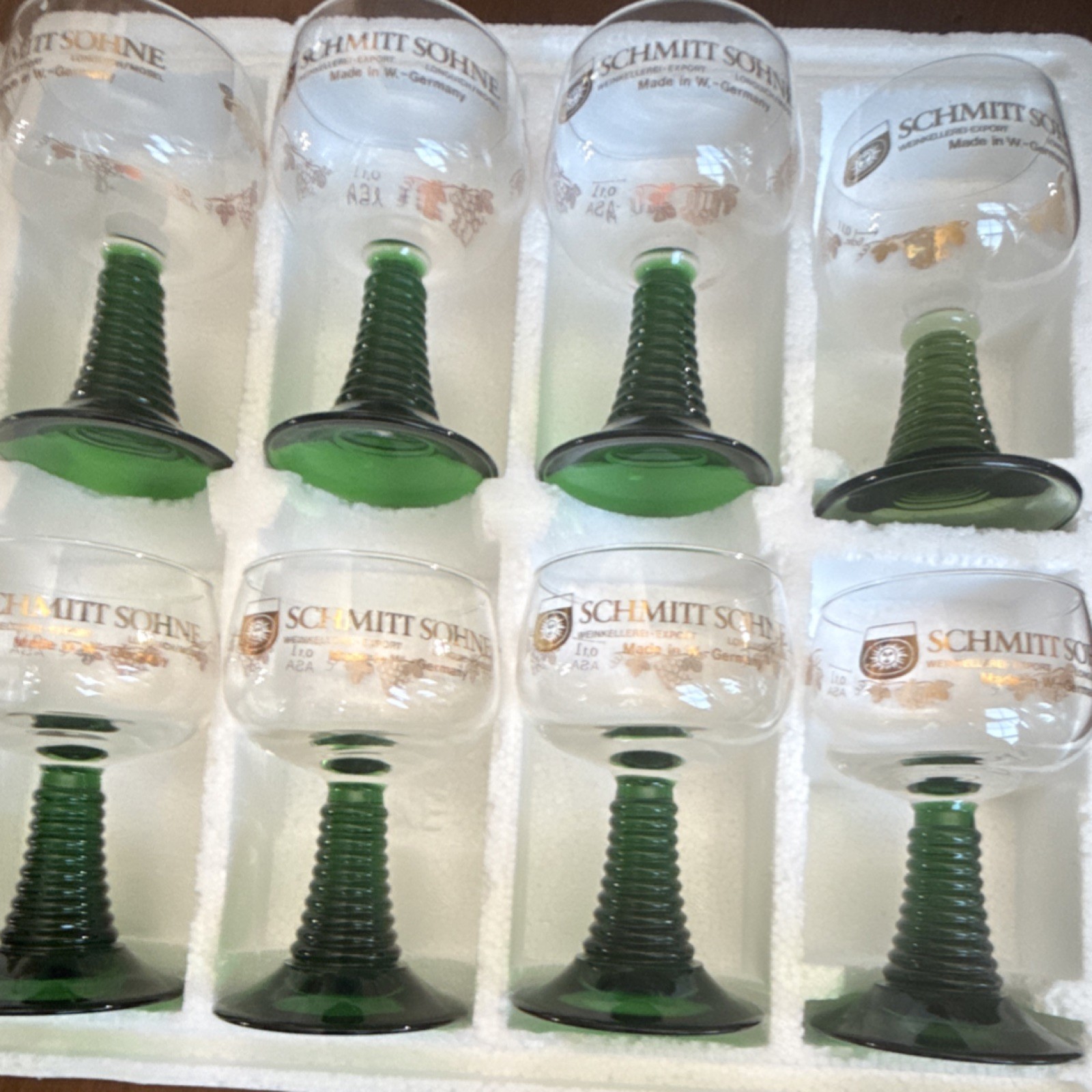 Vintage  Schmitt Sign  Green Clear Stemmed Goblet Glasses Set of 8, Wine Glasses