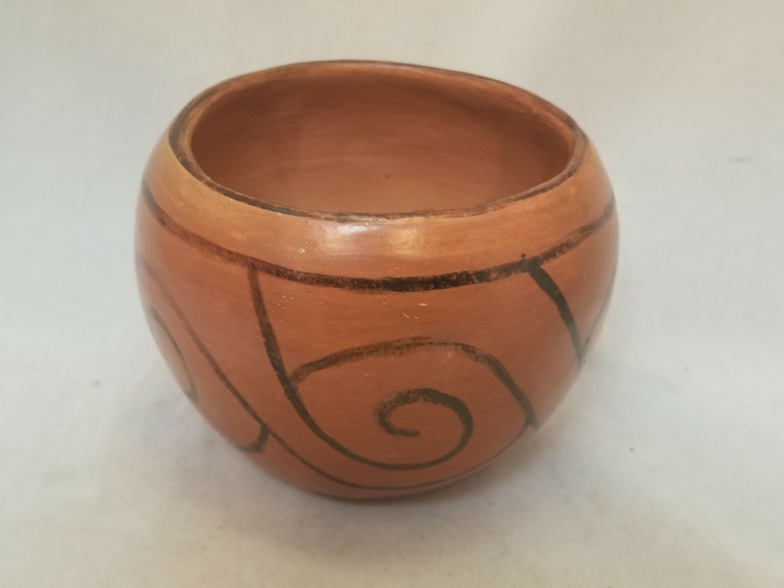 Vintage Maricopa Pottery - Classic Design - 5 1/8\