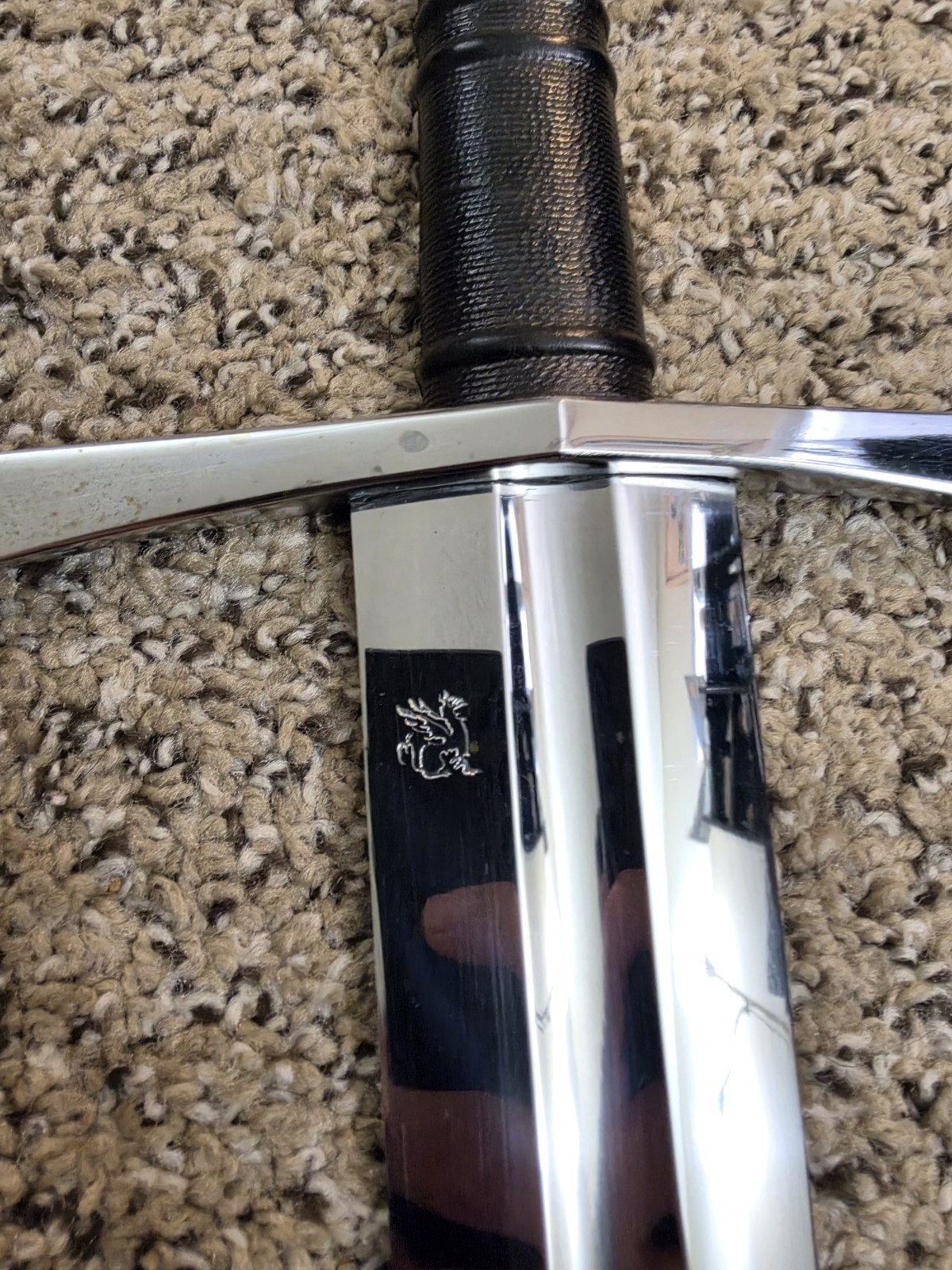 Darksword Armory- (#1305) The Monarch