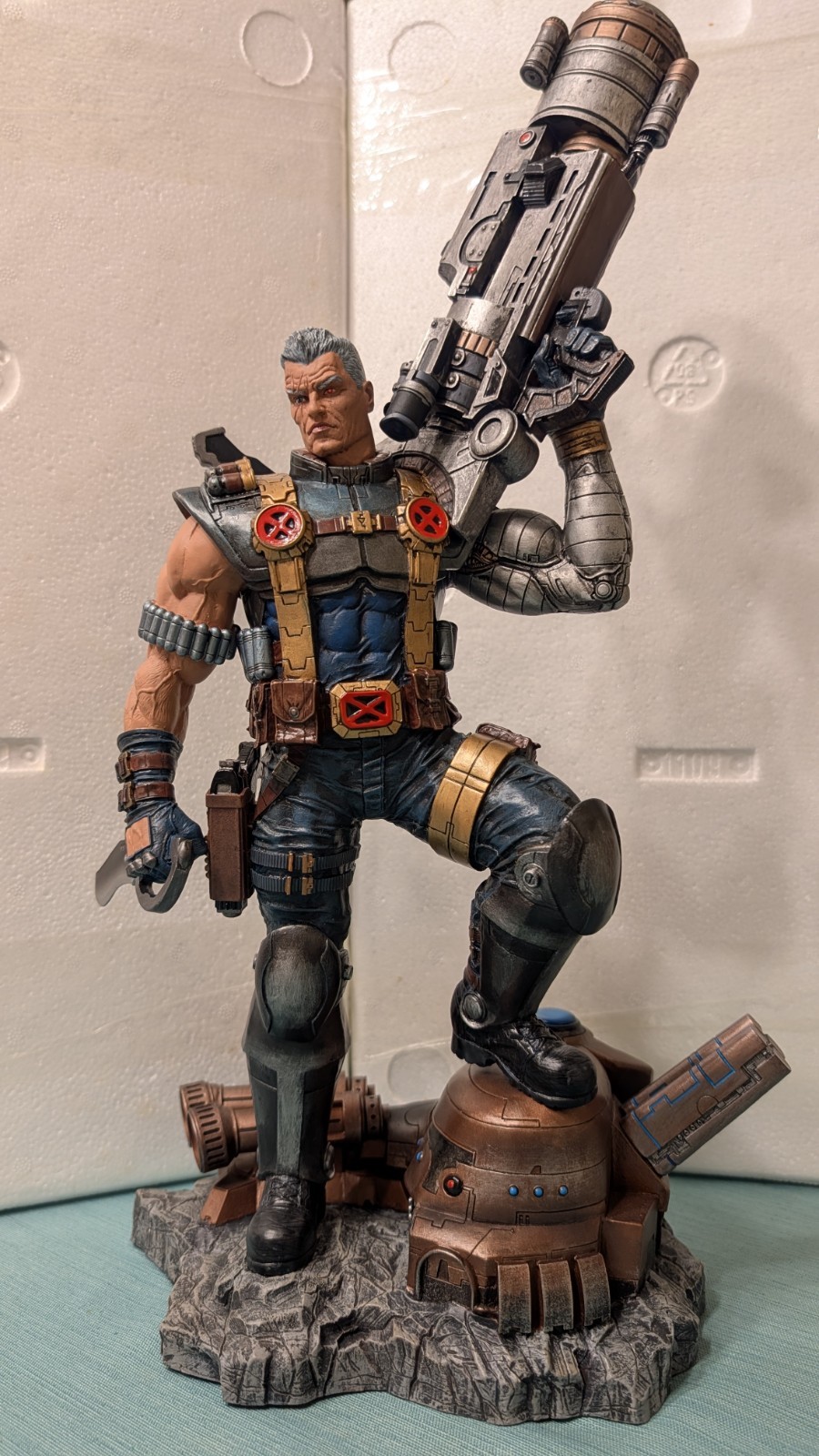 Diamond Select Toys Marvel Premiere Collection Cable Resin Statue #1111/3000