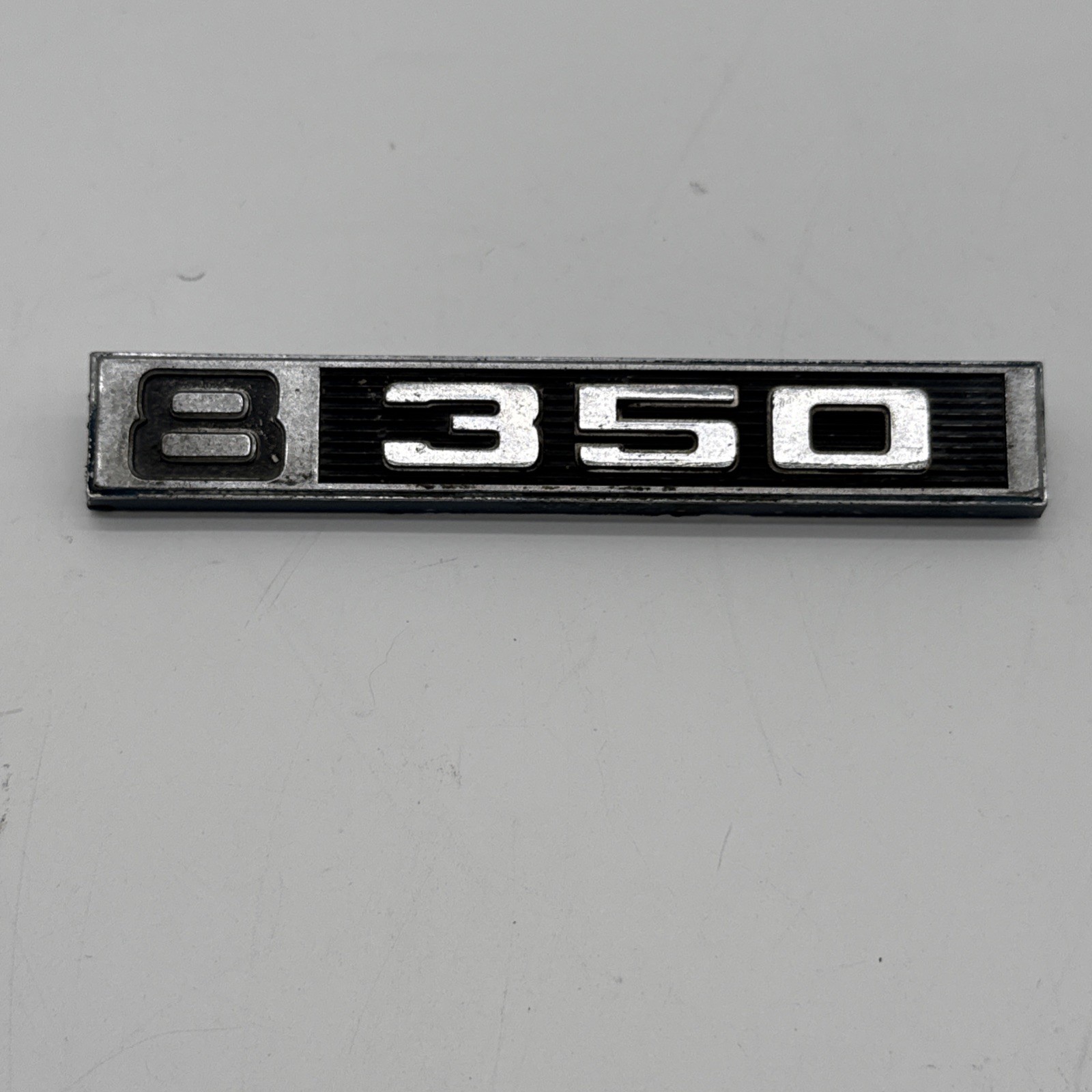 1968-72 Chevrolet Chevy GM Pick Up Truck 8 350 Fender Emblem 3980000 8-400 OEM