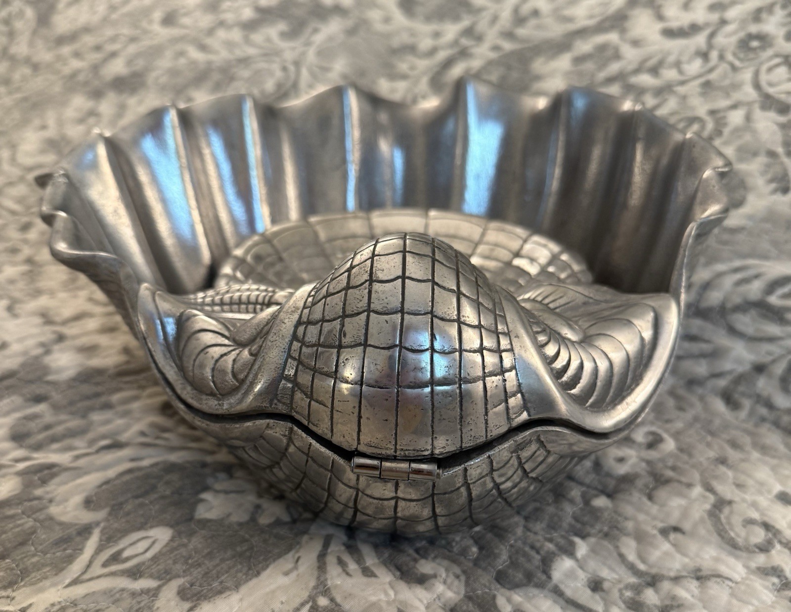 Arthur Court Designs Clam Hors d\'Oeuvres Bowl Aluminum Shell 12.5\