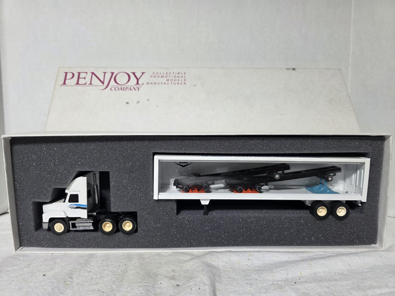 Penjoy Dana Corporation Collectible Model Semi Truck & Trailer with Box
