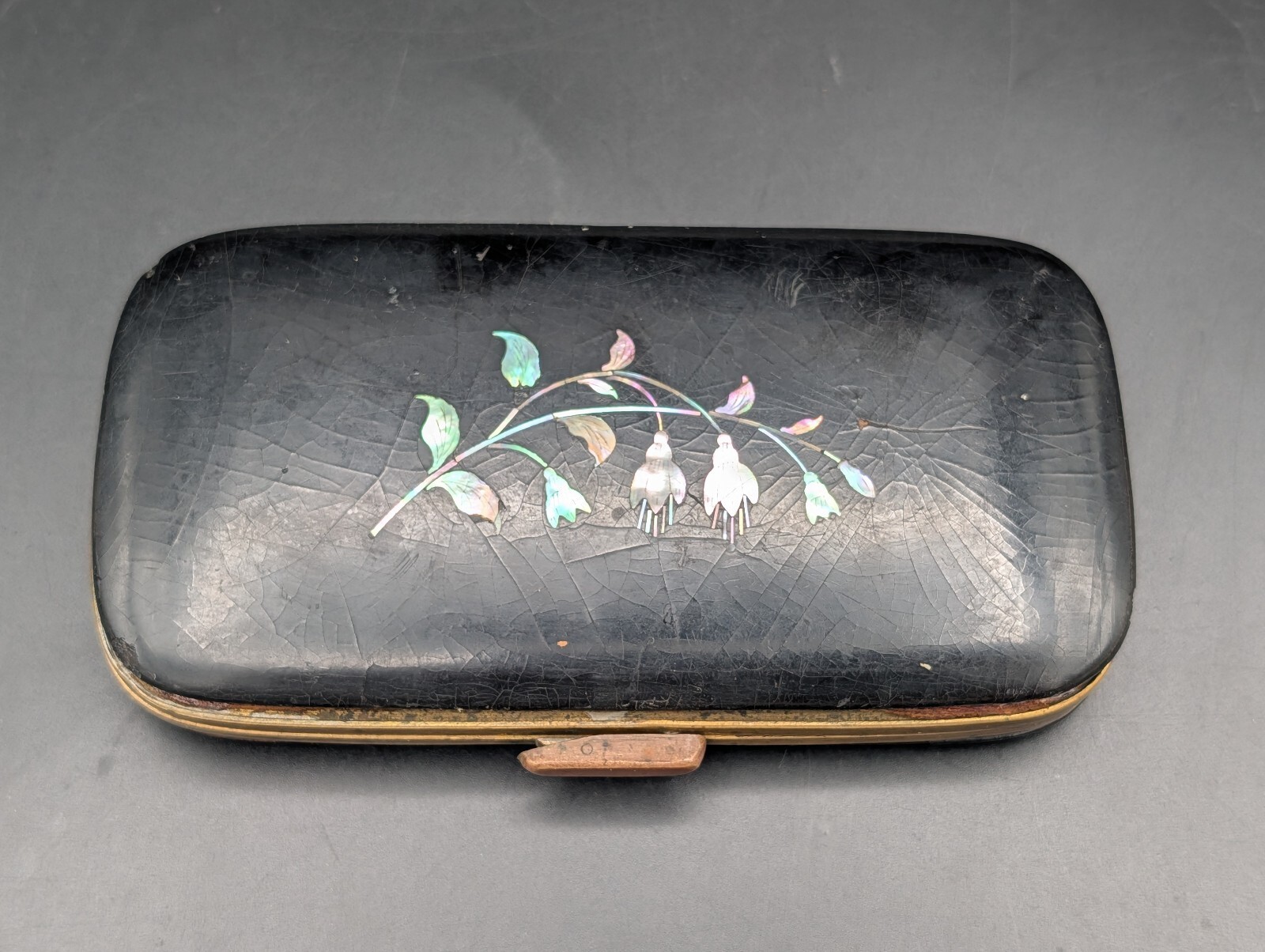 Victorian Antique Papier-Mâché Cigarette Case - Mother of Pearl German Script