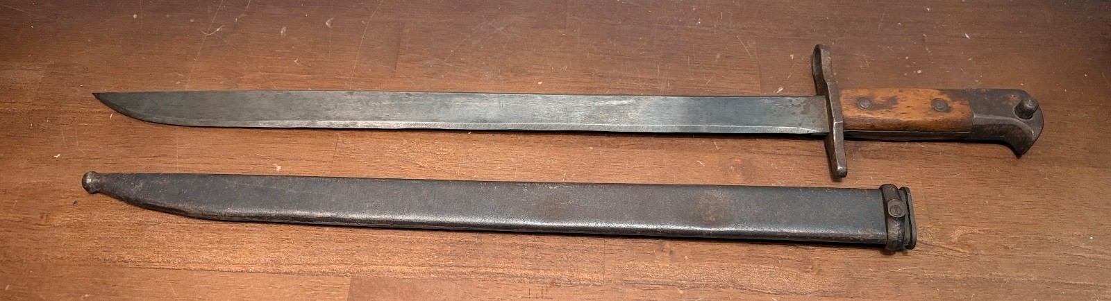 Vintage WW1 WW2 US Bayonet Scabbard Military Display Collectible Knife