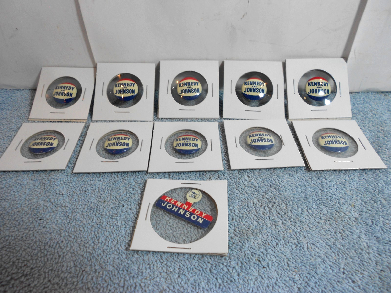 11 VINTAGE ANTIQUE NEW ORIGINAL JOHN KENNEDY- LYNDON JOHNSON ELECTION PINS - J32