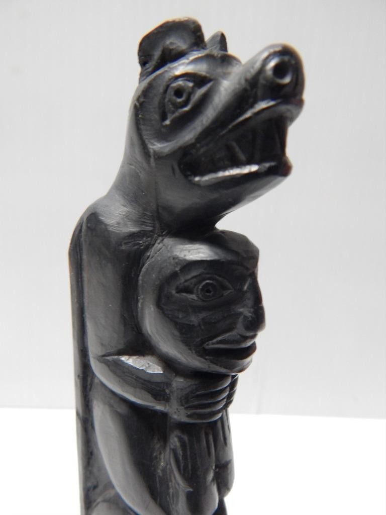 AUTHENTIC ARGILLITE ANTIQUE ALASKA HAIDA NW COAST INDIAN HAND CARVED TOTEM POLE