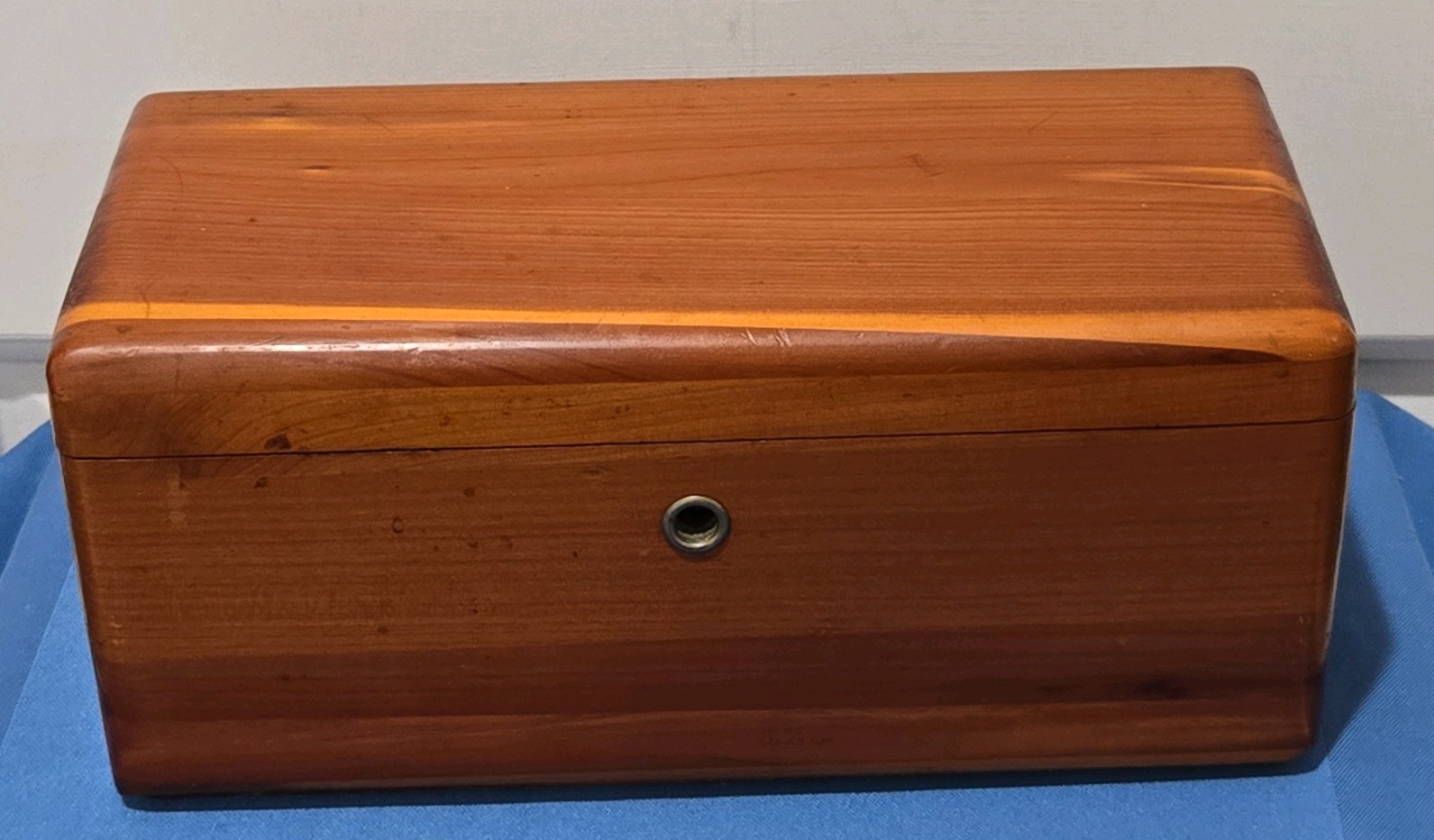 Vtg. Lane Cedar Chest Minature  Foxboro Furn. Co. Ad - With Key Does Not Lock 