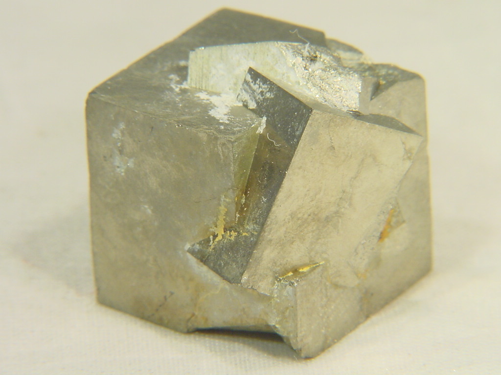 BUTW High Grade Natural 21 mm Spainish Iron Pyrite Cubes Lapidary Specimen 5824E