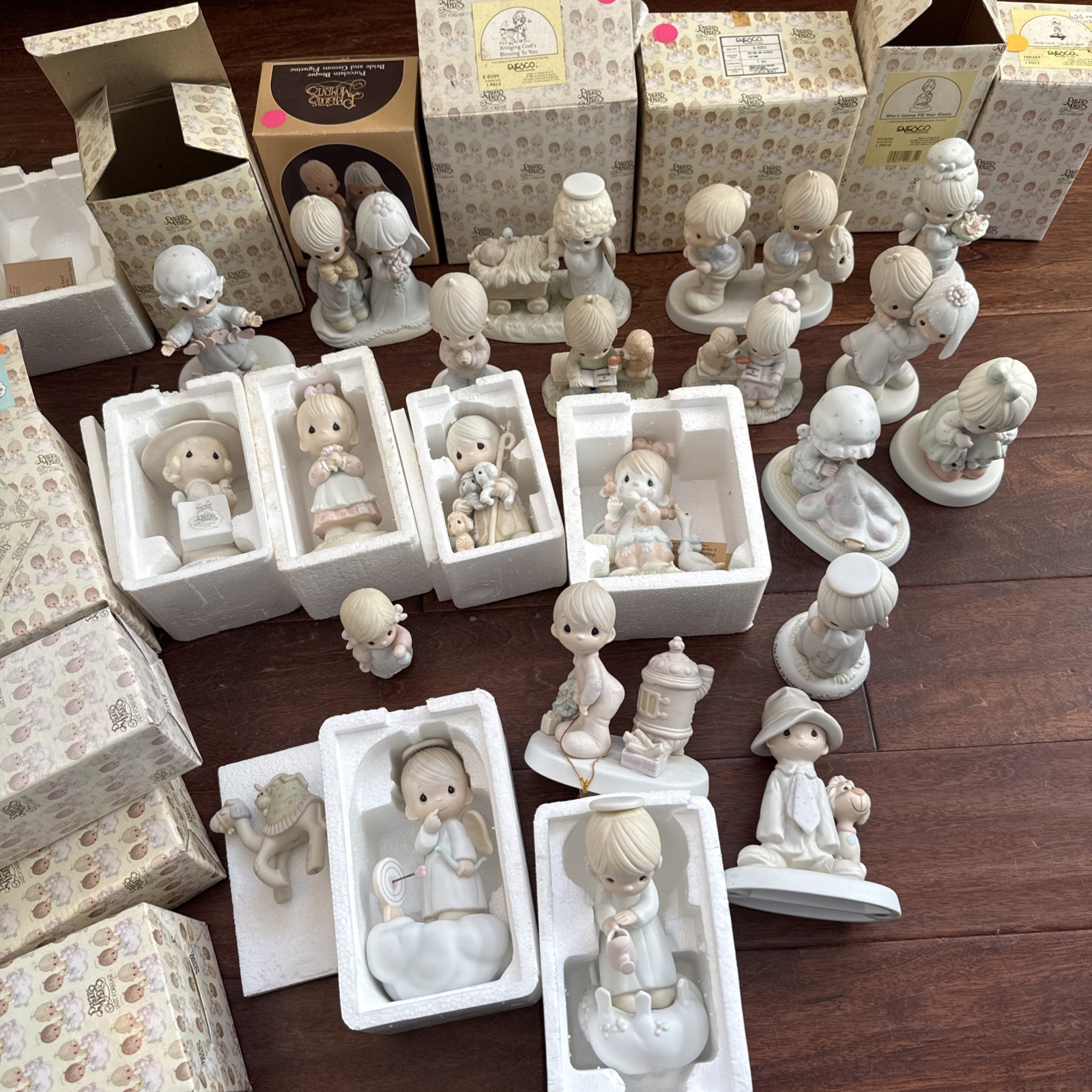 Lot of 22 Precious Moments Figurines Excellent Condition - All Boxed