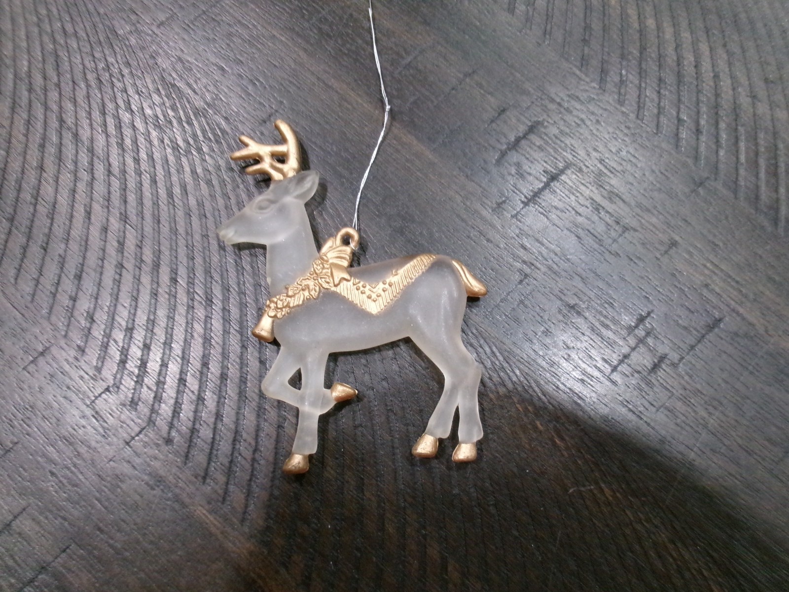 Vintage/Retro Deer Ornament, Clear/Gold, 3.9\