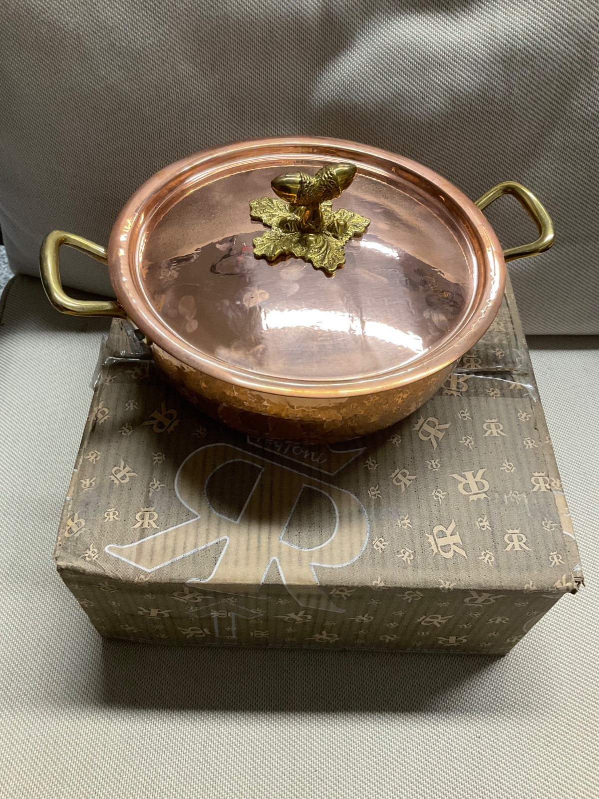 Ruffoni Historia Hammered Copper Chef Braiser with Acorn Knob, 3 1/2-Qt.