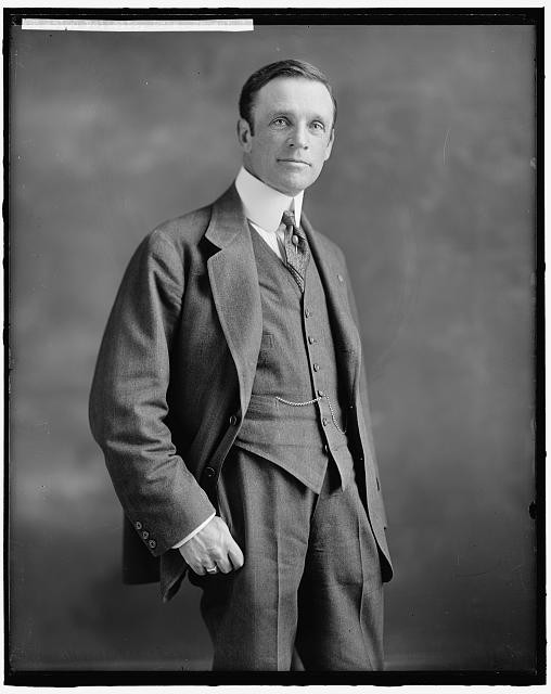 Ernest C. Peixotto Portrait 1910s Artist Illustrator Suit Studio Photo