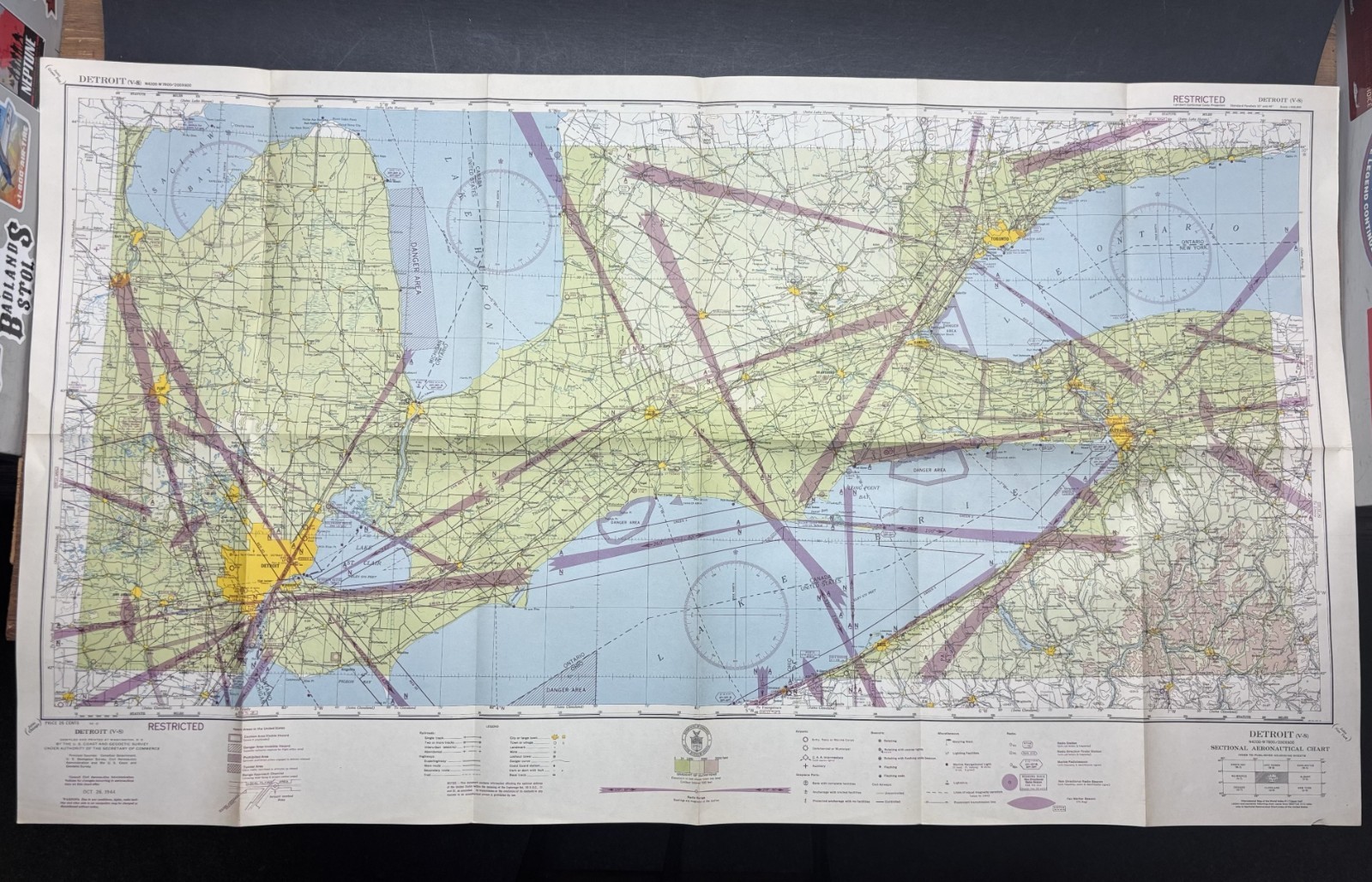 1944 WW2 Restricted Detroit (V-8) Aeronautical Sectional Chart: Mich Penn Canada