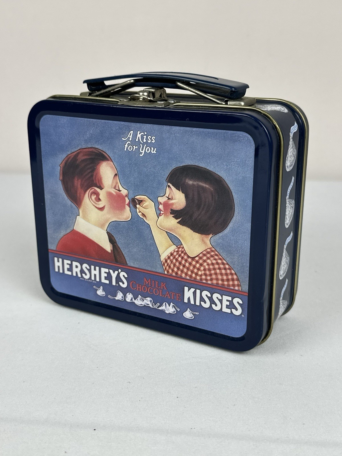 Hershey's Milk Chocolate  Kisses Lunchbox  