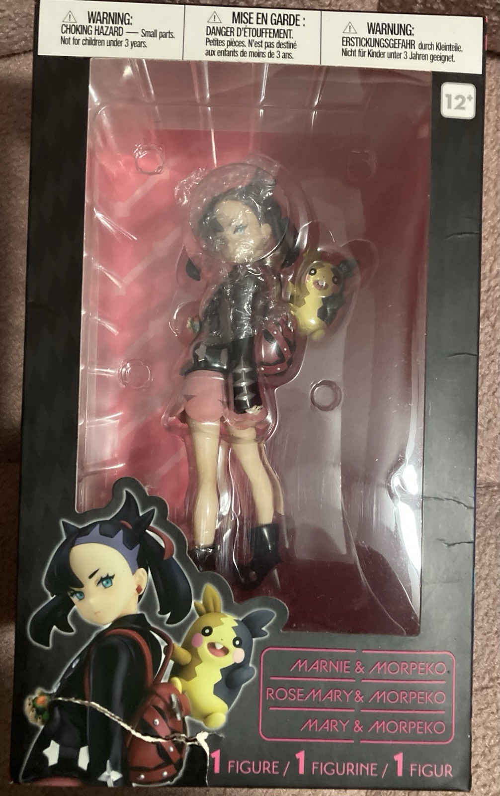 Pokémon Center Marnie Figure