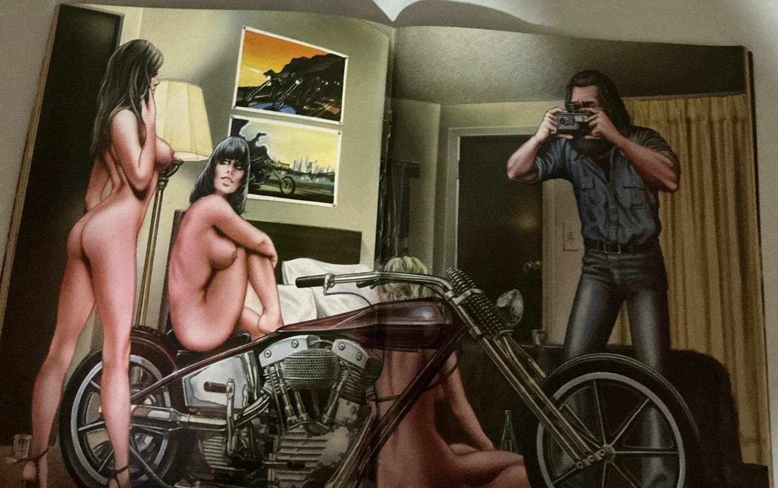 David Mann Biker Art-Center Fold Art Easy Rider Magazine(JANUARY ,1982)VINTAGE