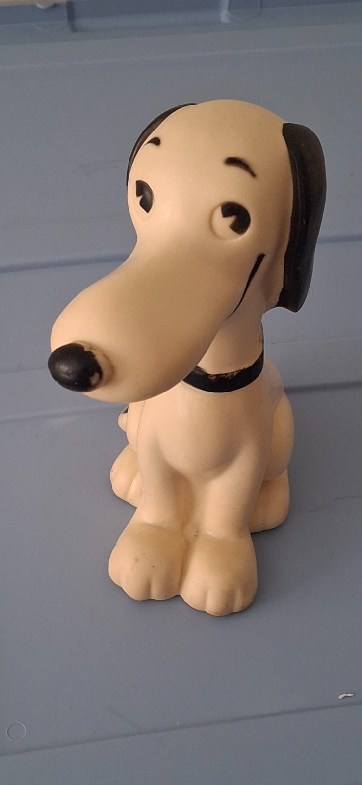 Vintage 1958 Peanuts Snoopy Vinyl Figure Sitting 7.5