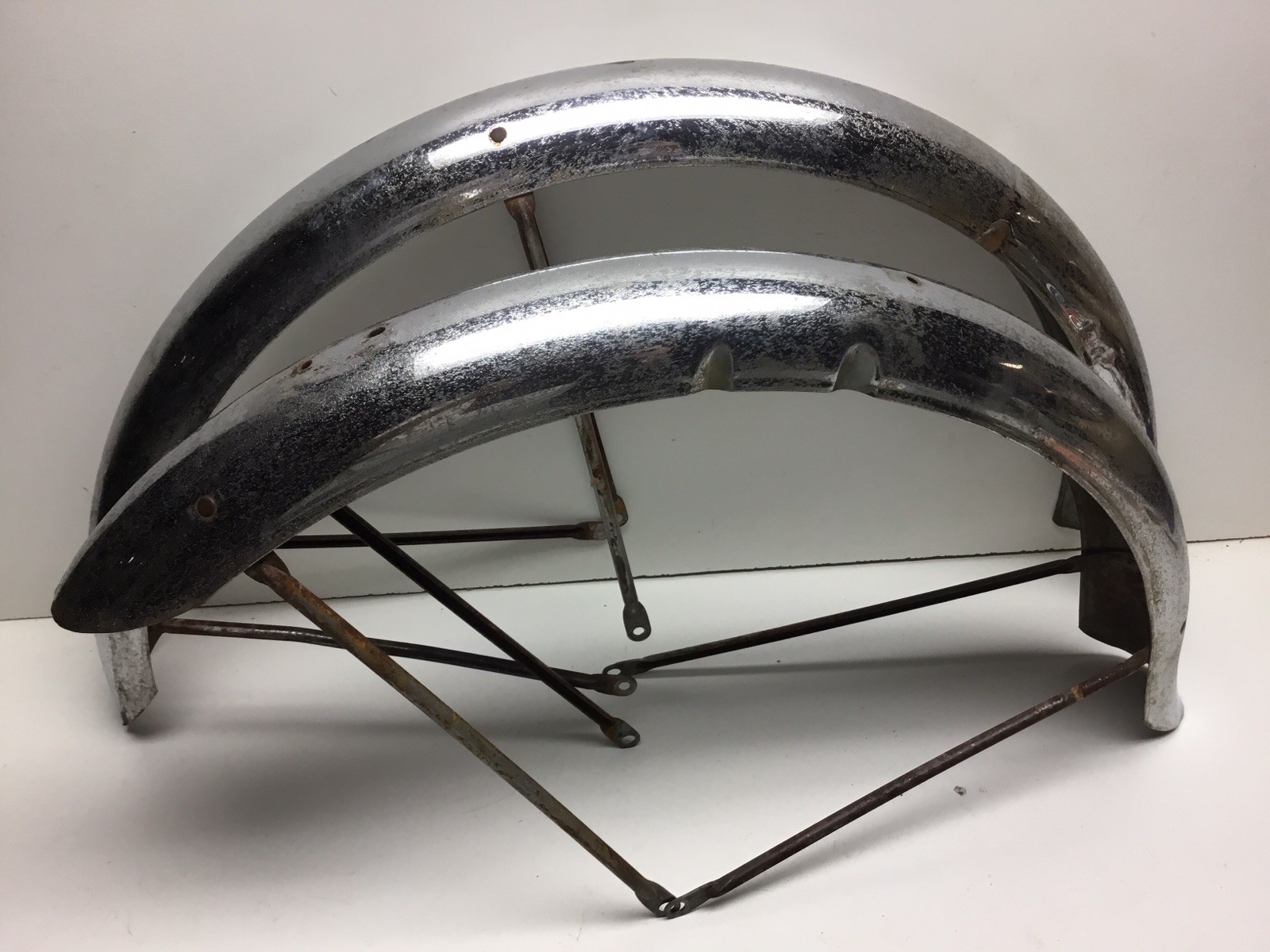 Vintage 1950s Schwinn 26” 2.125” S2 Panther Chrome Fenders Originals 