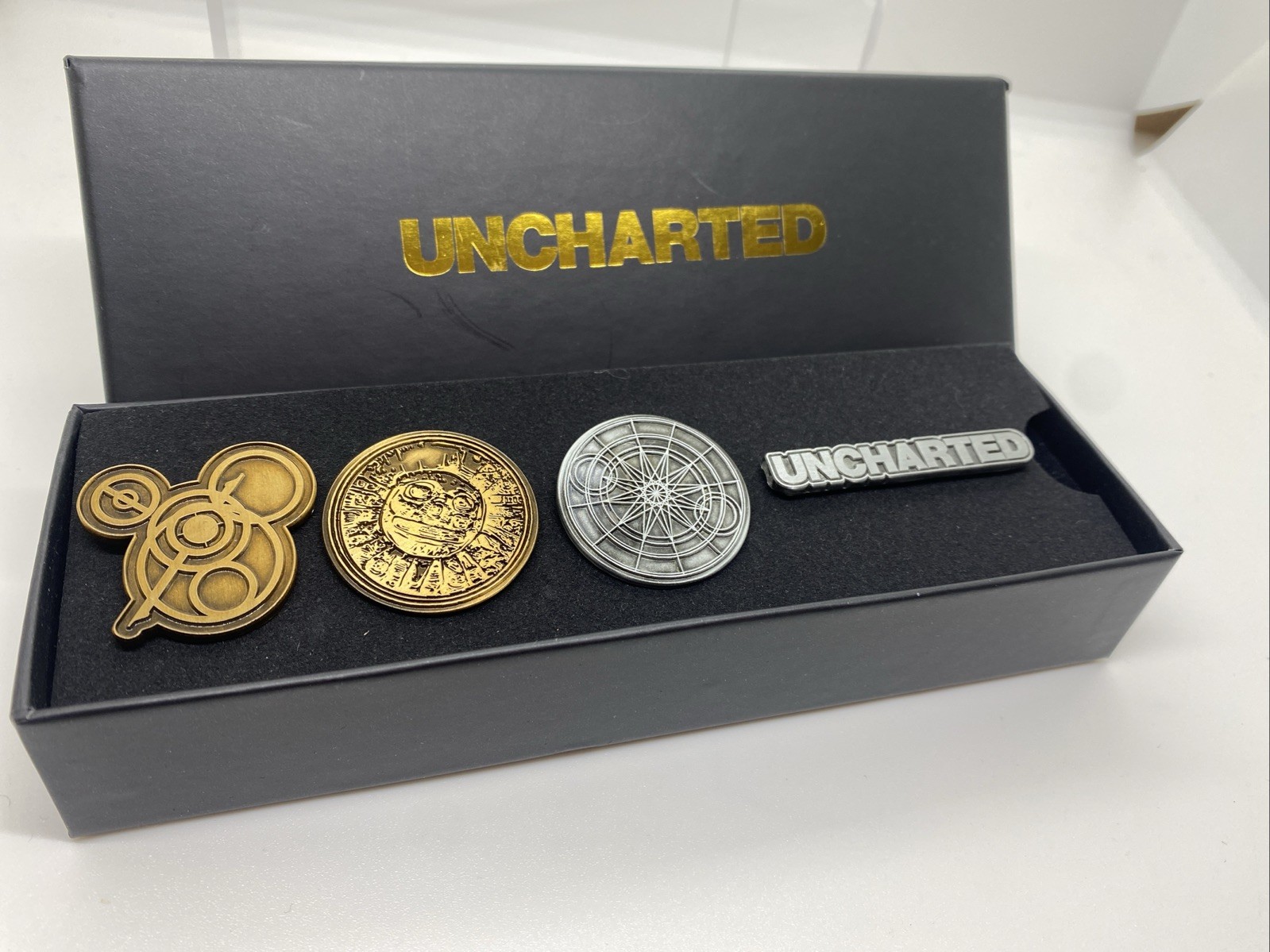 Uncharted Lapel Enamel Pin Badge Figure Box Set Antique Gold / Silver Plate