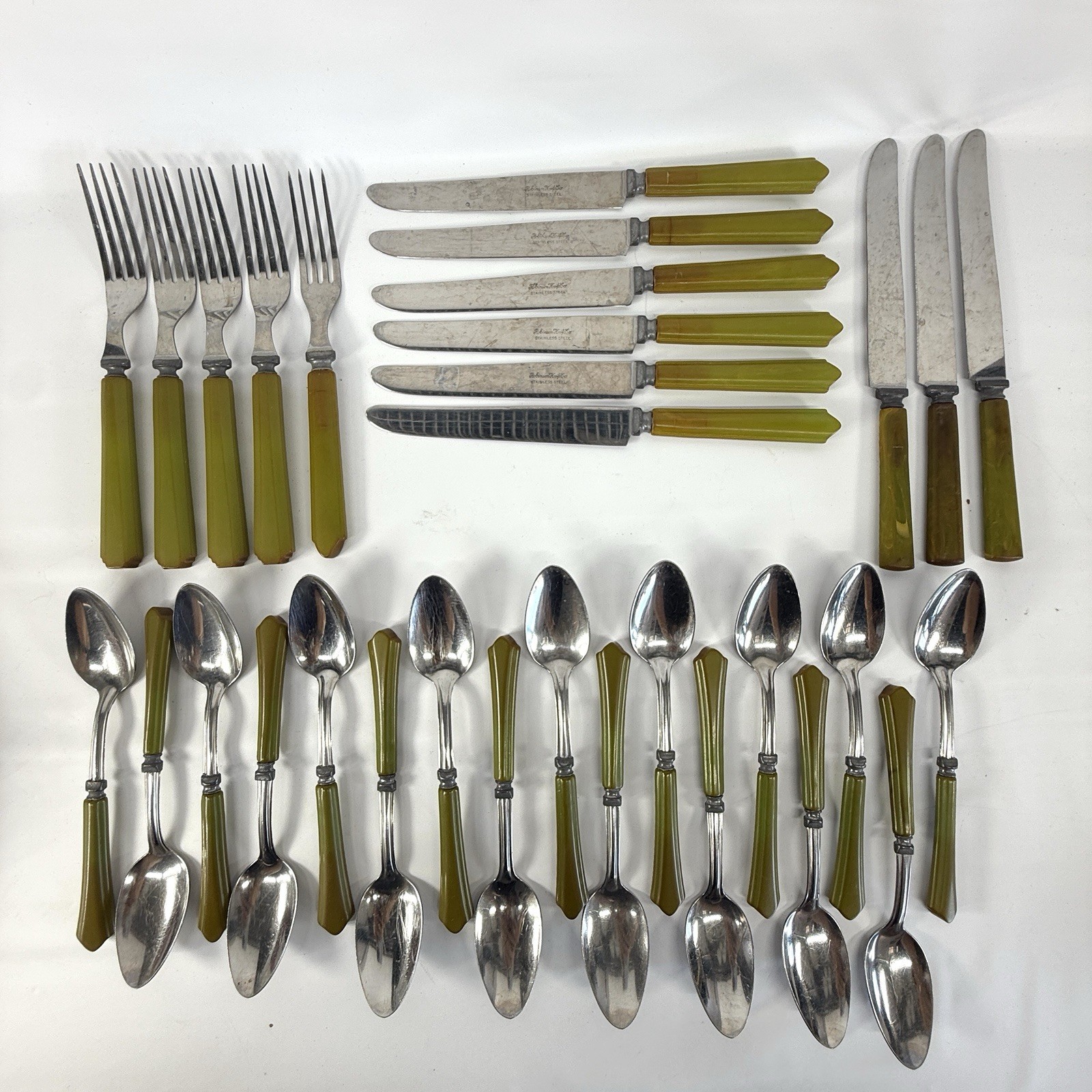 Vintage Robinson Knife Co & NS Avocado Green Flatware Bakelight? Art Deco 31 pc