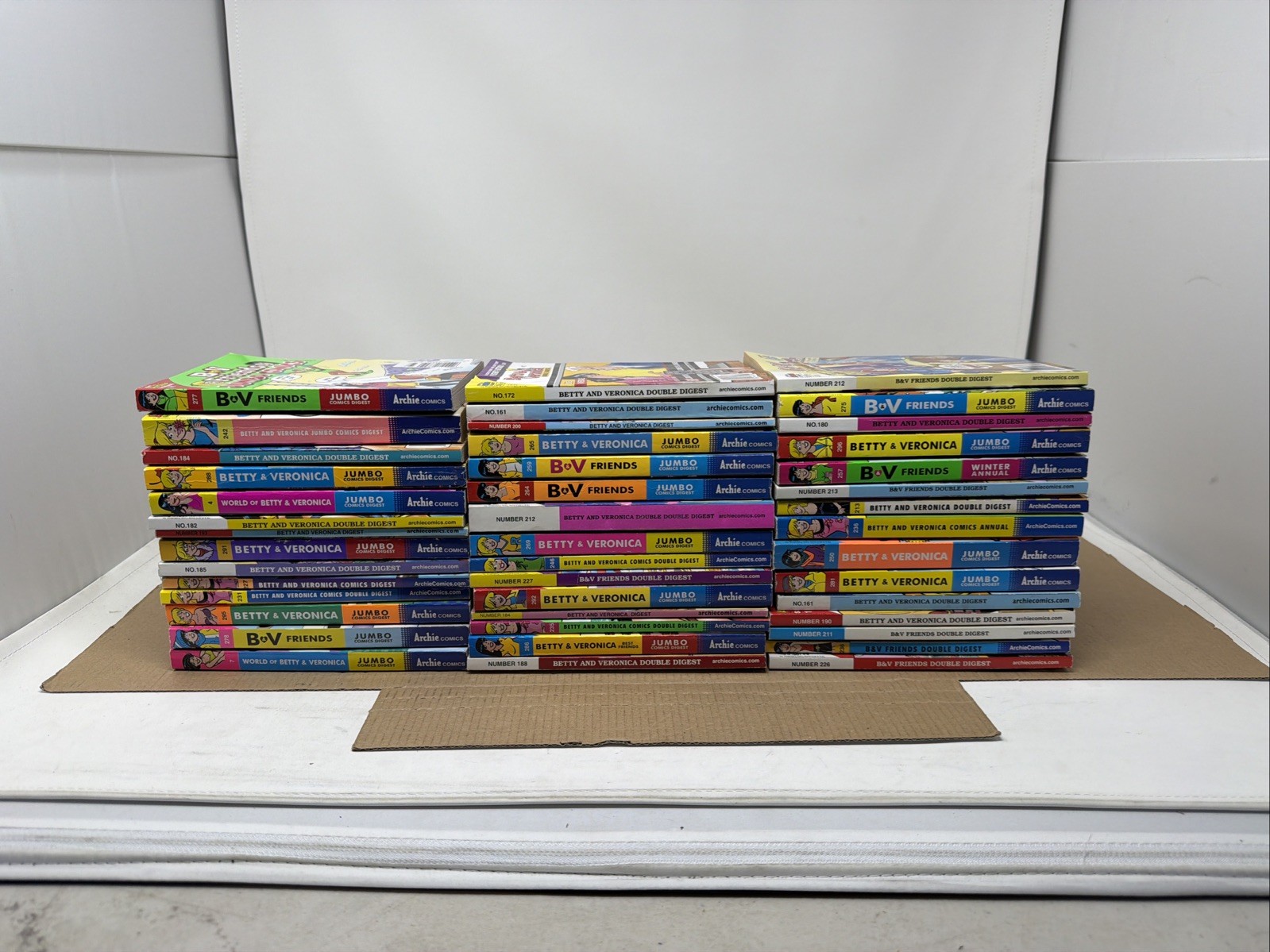 Betty And Veronica  Digests Lot Of 44